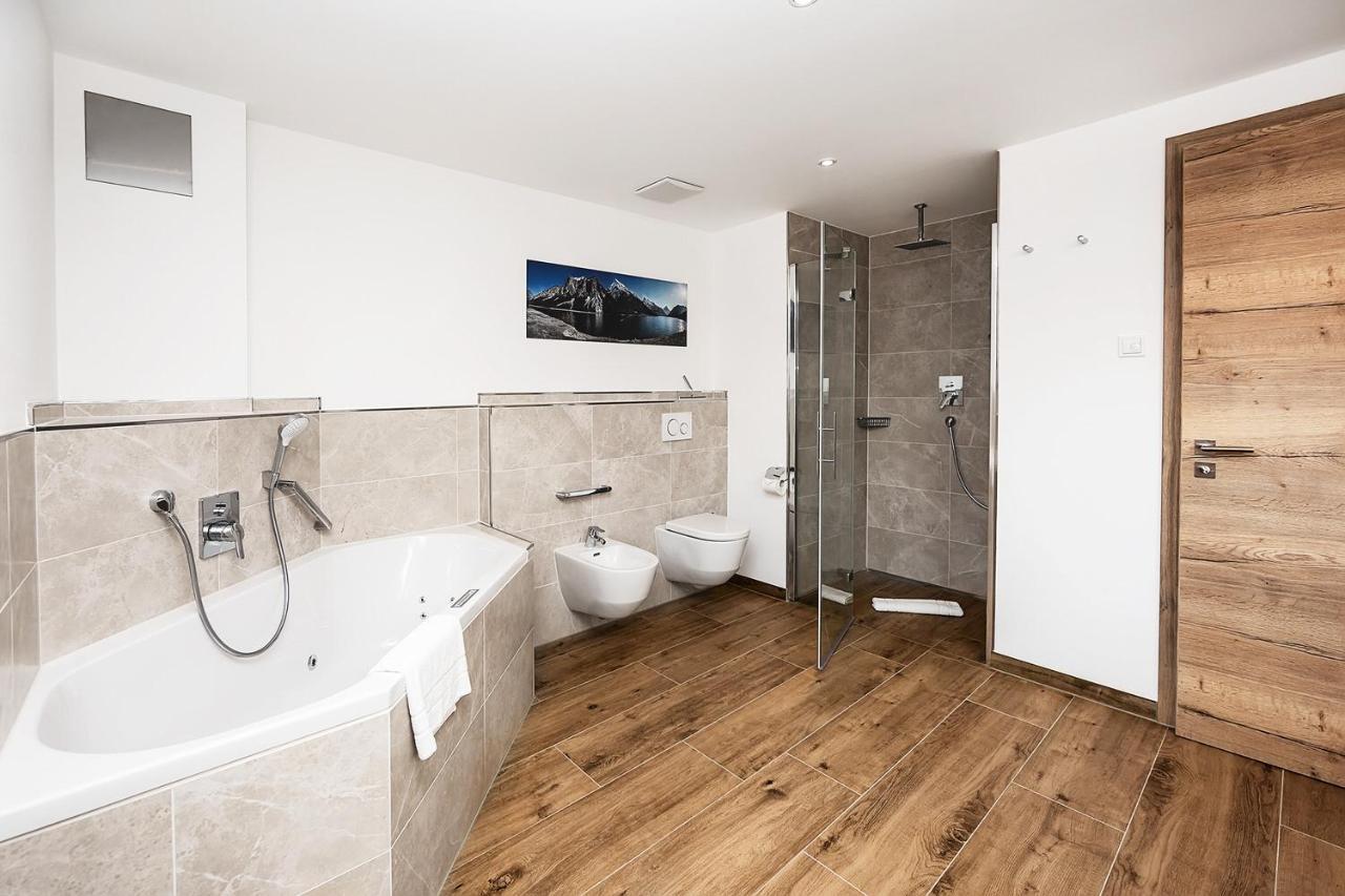 Ferienwohnung Hoefle Гармиш-Партенкирхен Екстериор снимка